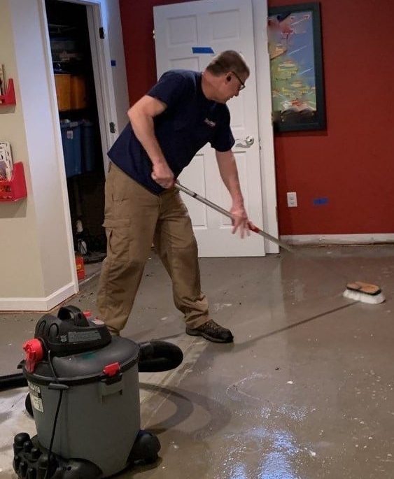water leak in basement in Waukegan, basement water cleanup Waukegan, emergency water removal Waukegan